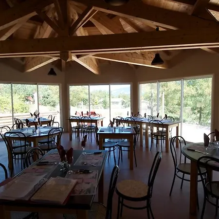 Camping Le Couriou Recoubeau-Jansac