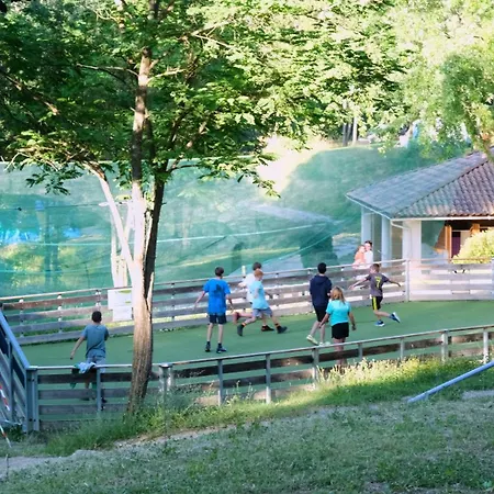 Campsite Le Couriou Recoubeau-Jansac