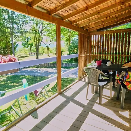 Campsite Le Couriou Recoubeau-Jansac